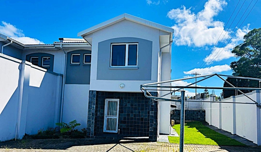  Bedroom Property for Sale in Berea Eastern Cape